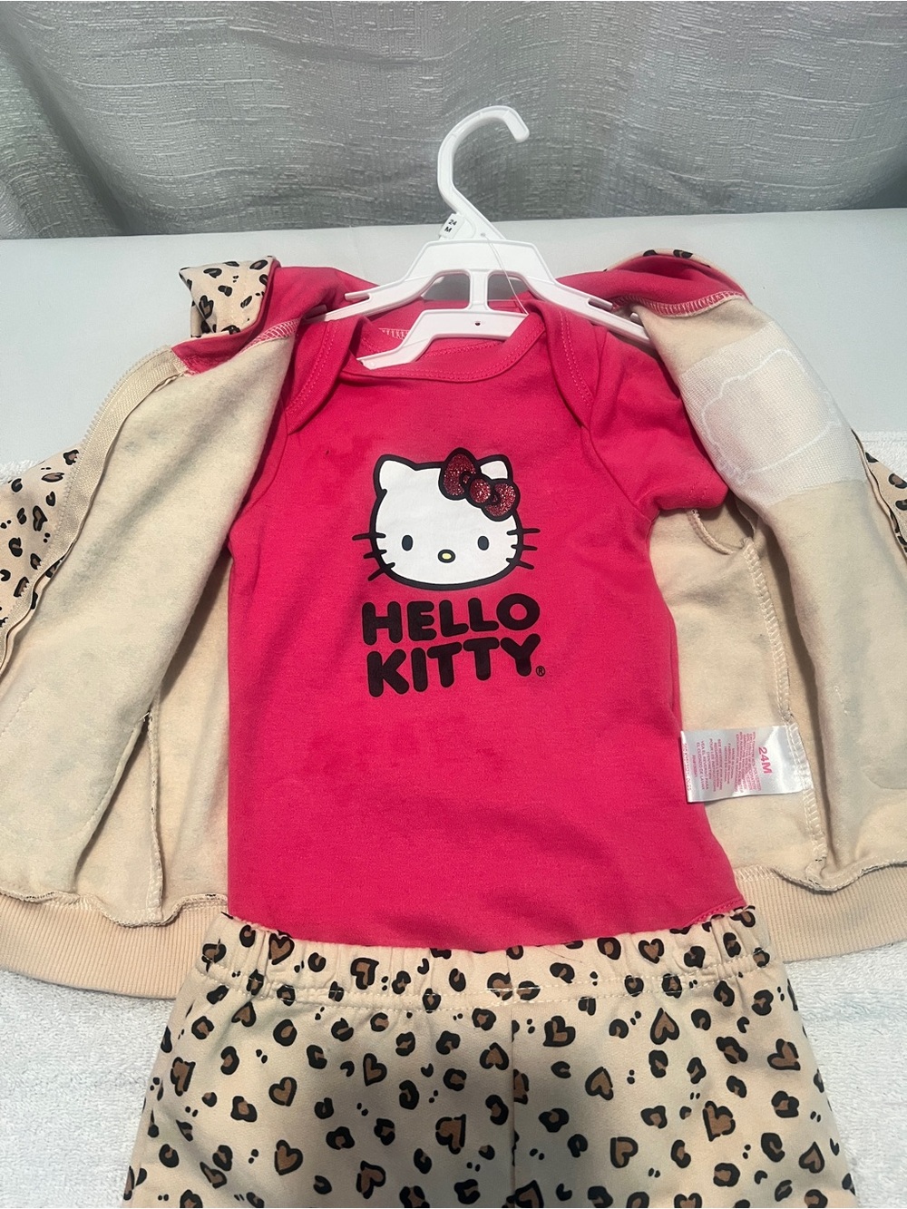 Hello Kitty Hot Pink Graphic Onesie 24 months 3 piece with Leopard Set